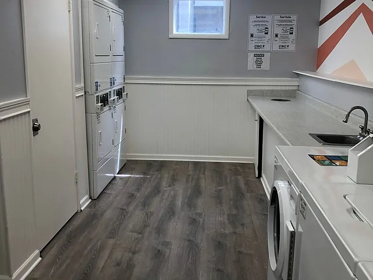 Villa Ventura/Twillingate Apartments — Photo 36