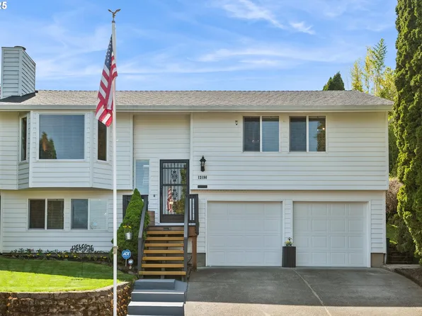 12196 SW Westbury Ter, Portland, OR 97223