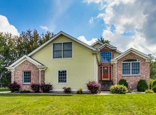 9833 Quail Run Ct, Bridgman, MI 49106