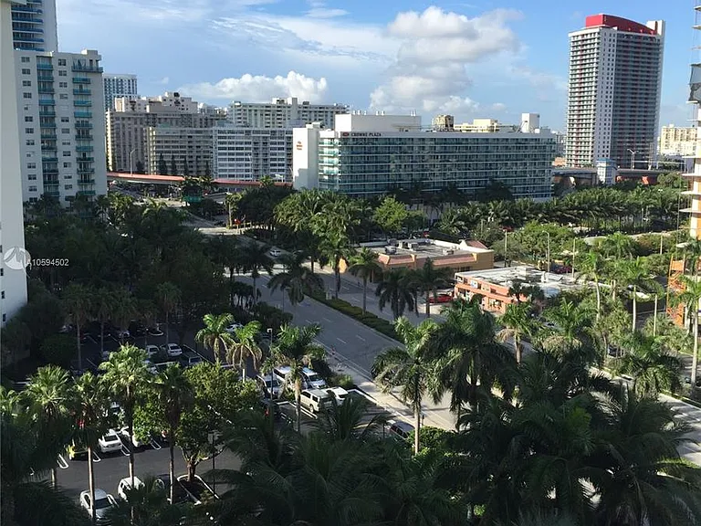 3801 S Ocean Dr #10V — Photo 6