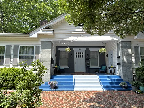 760 Monroe Dr NE #2 Photo 1
