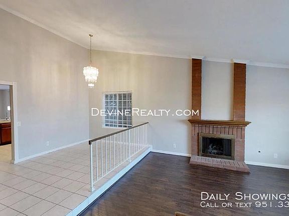 5th image of 12798 Carissa Ct