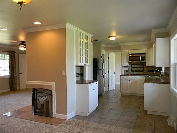 4th image of 5521 114th Avenue Ct E