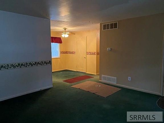 3rd image of 1355 Vernon Ave