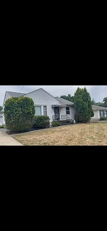 16604 Kipling Ave photo 1
