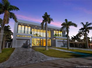 3181 NE 165th St, North Miami Beach, FL 33160
