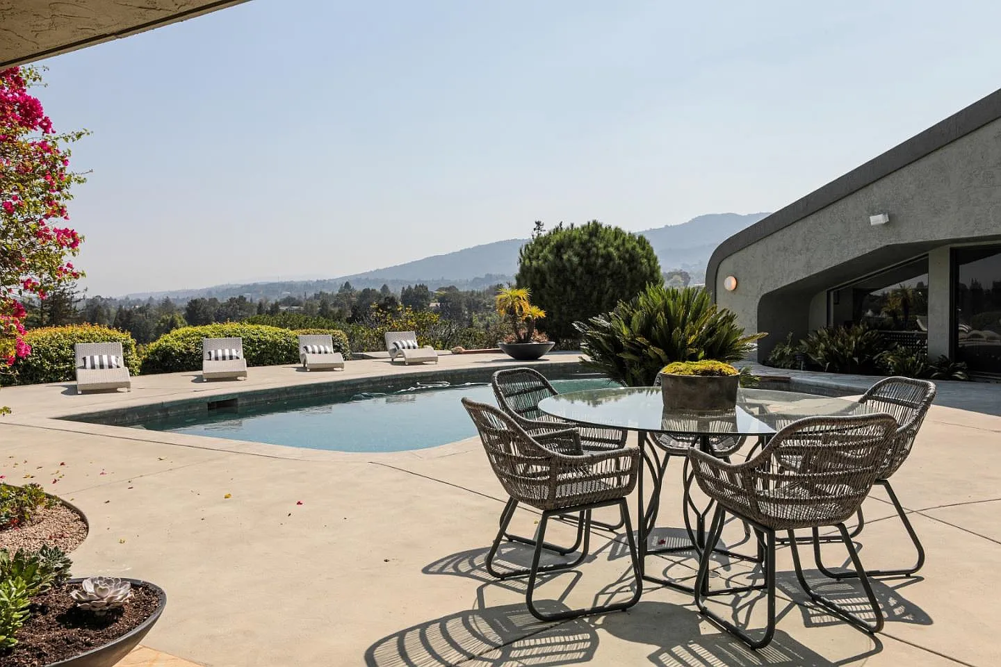 24660 Nicole Ln photo 1