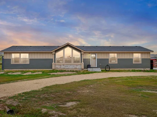 728 Chase Ln, Melba, ID 83641