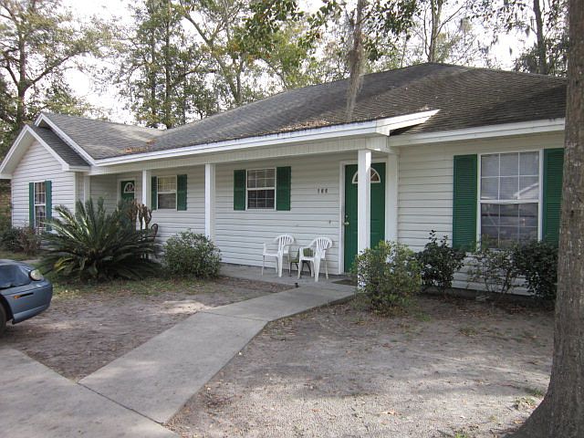1st image of 171/173 Leeswood Cir