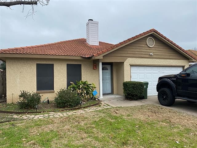 1st image of 3627 Alexandria Dr