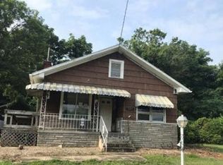 2407 Washington Blvd, Belpre, OH 45714