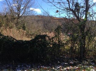 Falling Water Rd, Cookeville, TN 38506