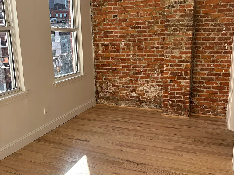 85 N Margin St #3 — Photo 11