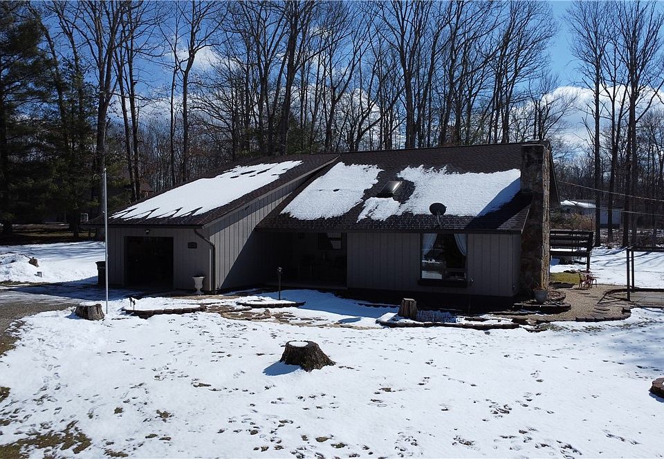 1st image of 11 Orchard Camp Dr