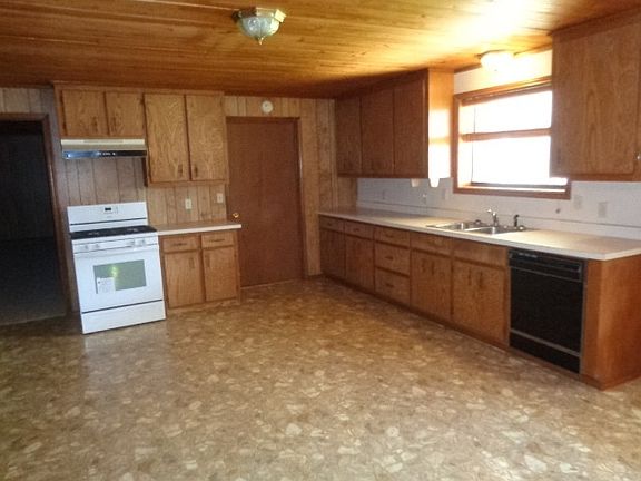 4th image of 88 County Road 4104