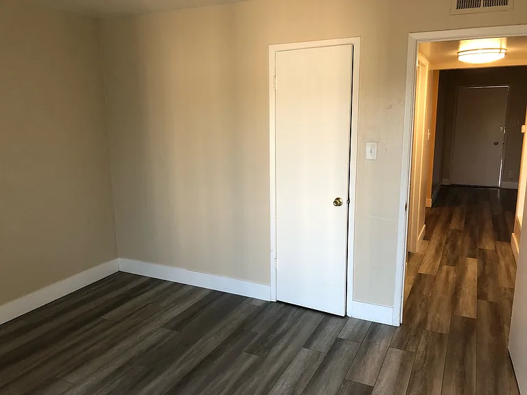 1927 Dwight Way — Photo 18