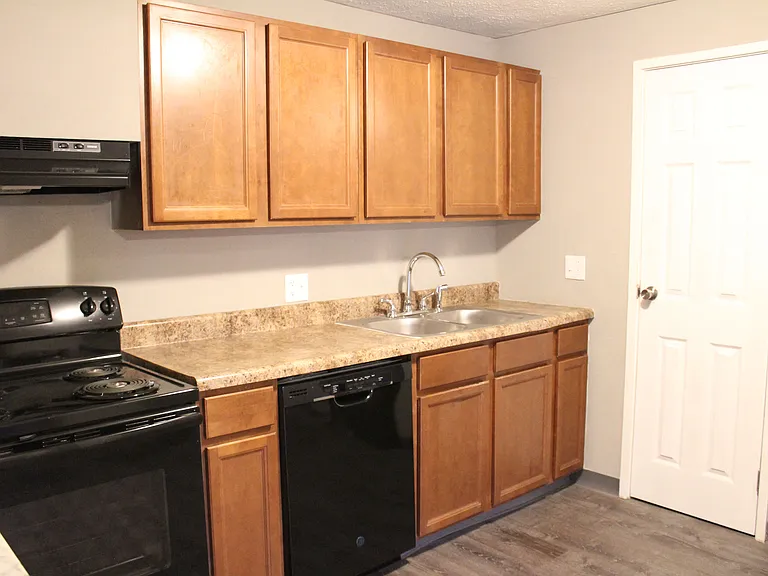 Quail Meadow Apartments — Photo 12