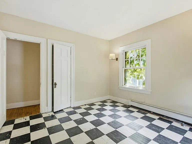 1704 N Pennsylvania St #B — Photo 10