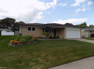 30557 Ohmer Dr, Warren, MI 48092