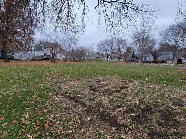 239 W South St, Marengo, IA 52301