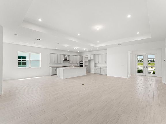 5th image of 10249 SW Carnelian Street