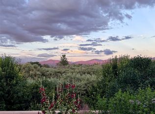 6 Monte Enebro, Santa Fe, NM 87506