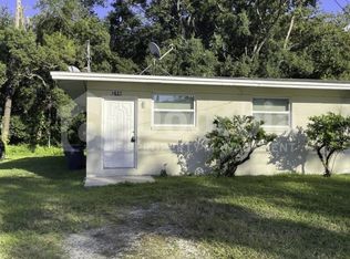 1627 Brookview Dr S, Jacksonville, FL 32246