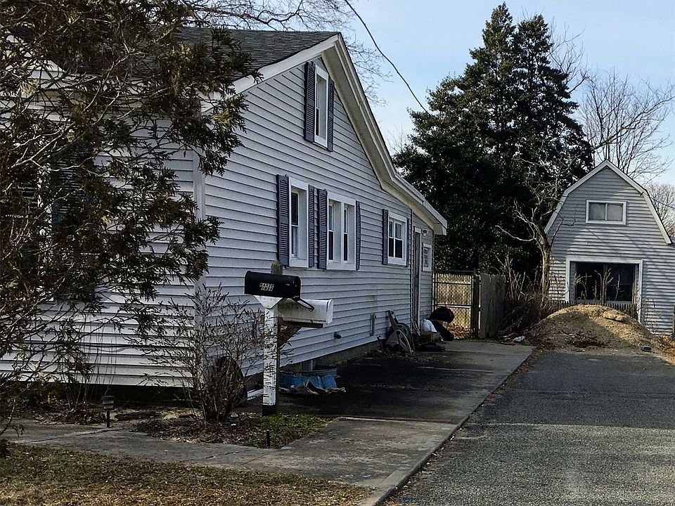 1st image of 182 Washington Ave