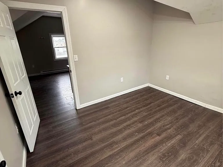39 W Ridge St #3 — Photo 7