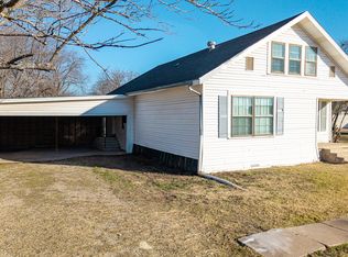 108 W Stroud St, Frost, TX 76641