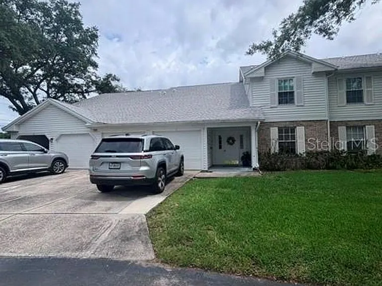 5301 White Cliff Ln #1004 — Photo 1