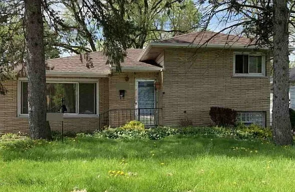 3003 Woodworth Pl photo 1