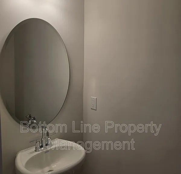 2000 Harlequin Dr — Photo 9