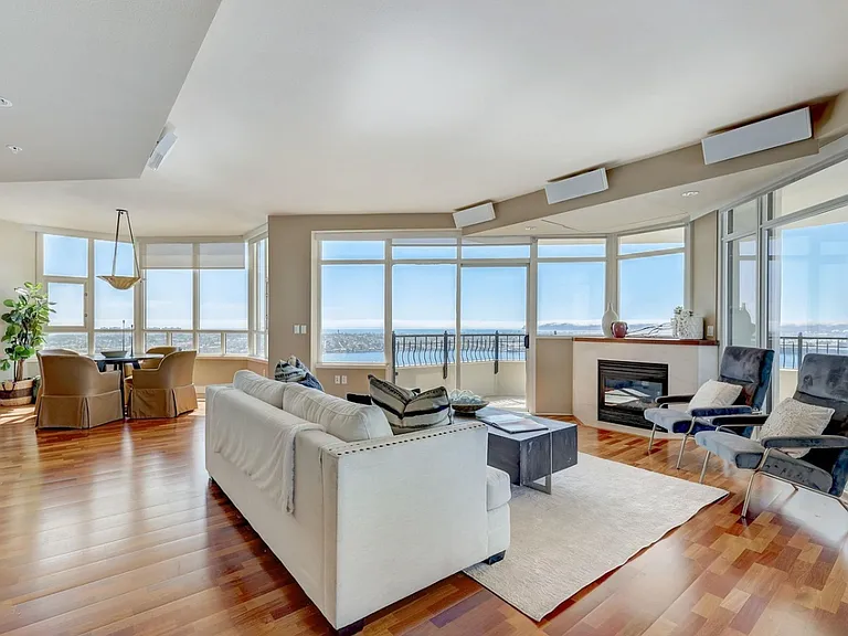700 W Harbor Dr W #2902 — Photo 10