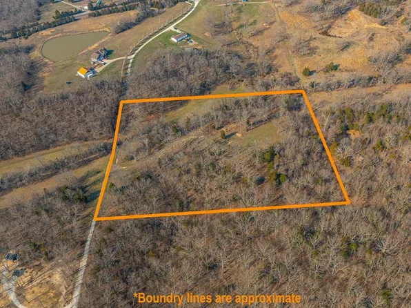 158 Soda Creek Rd, Sullivan, MO 63080