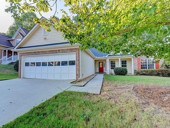 2nd image of 3312 Oak Vista Way