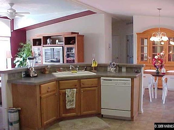 2nd image of 1345 Crest Dr