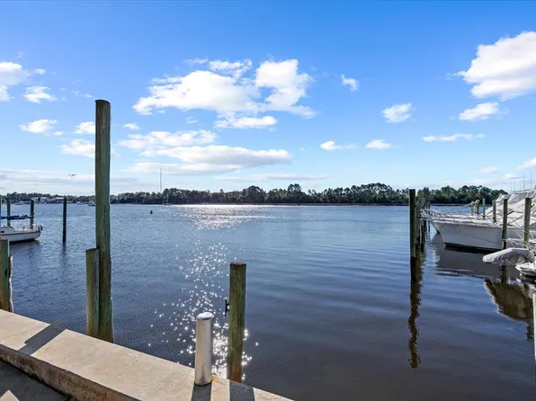 903 NW Avenue A #13, Carrabelle, FL 32322