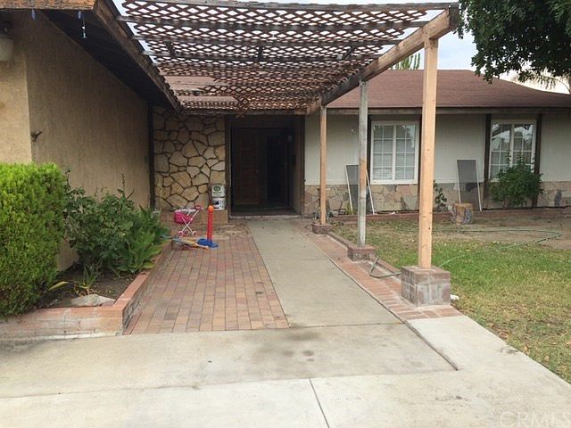 1st image of 854 N Baker Ave