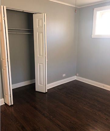 4th image of 10814 S Emerald Ave