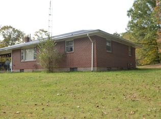 49556 Manuel Rd, Racine, OH 45771