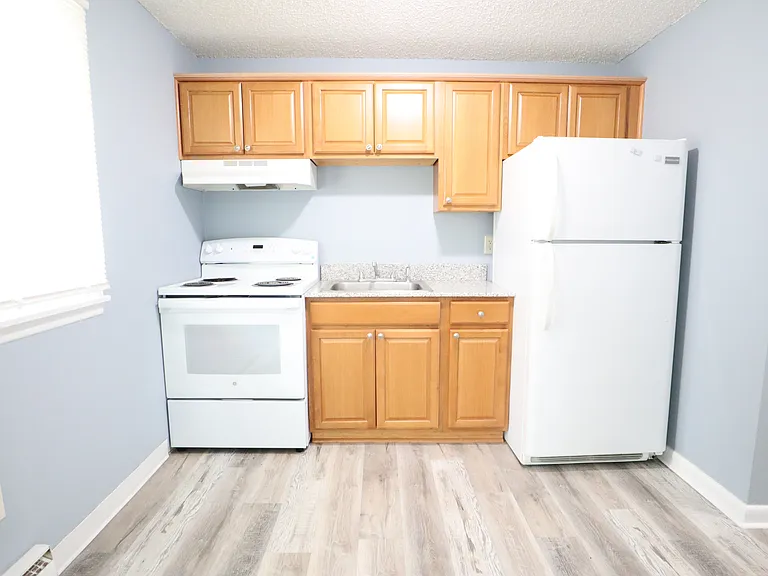 275 Owens Rd #11 — Photo 3