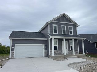 10414 Button Bush Dr, Franksville, WI 53126