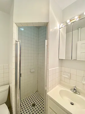 Rented by Douglas Elliman | media 10