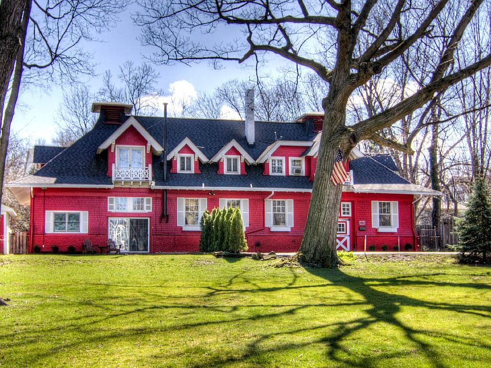 1st image of 2265 Harcourt Dr