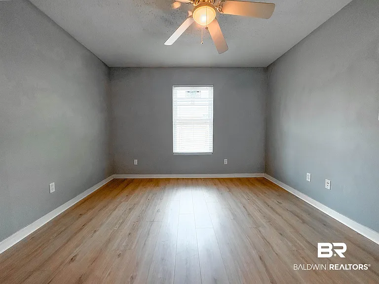 5652 Dee St #A — Photo 22