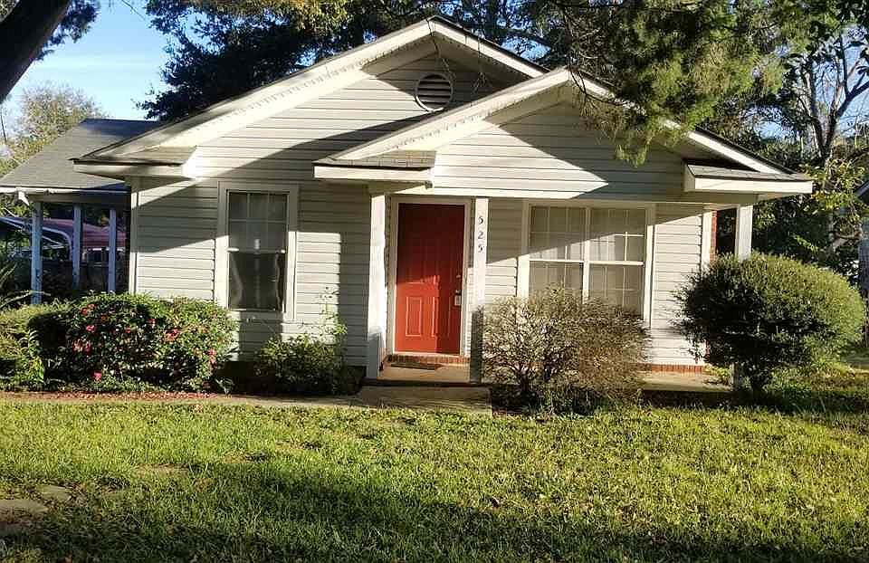 2nd image of 525 Gayfer Ave