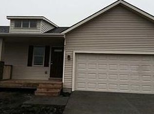 407 W Centennial Dr, Huxley, IA 50128