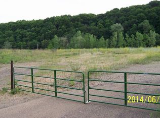 Rt 52 North, Dubuque, IA 52001