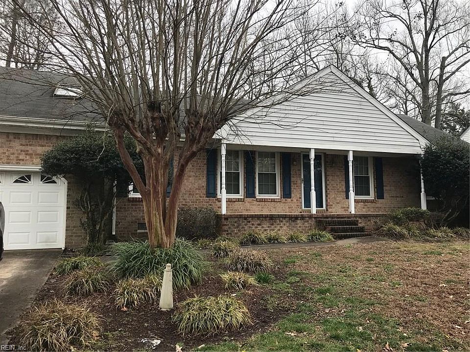 1st image of 921 Cranston Dr